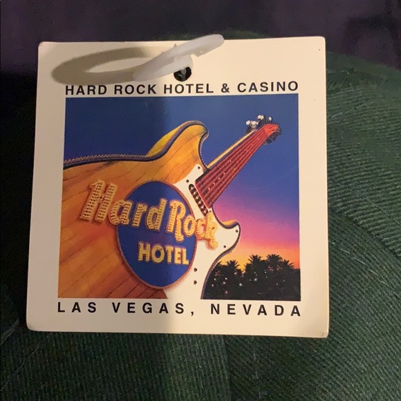 Hat - Picture 2 of 4